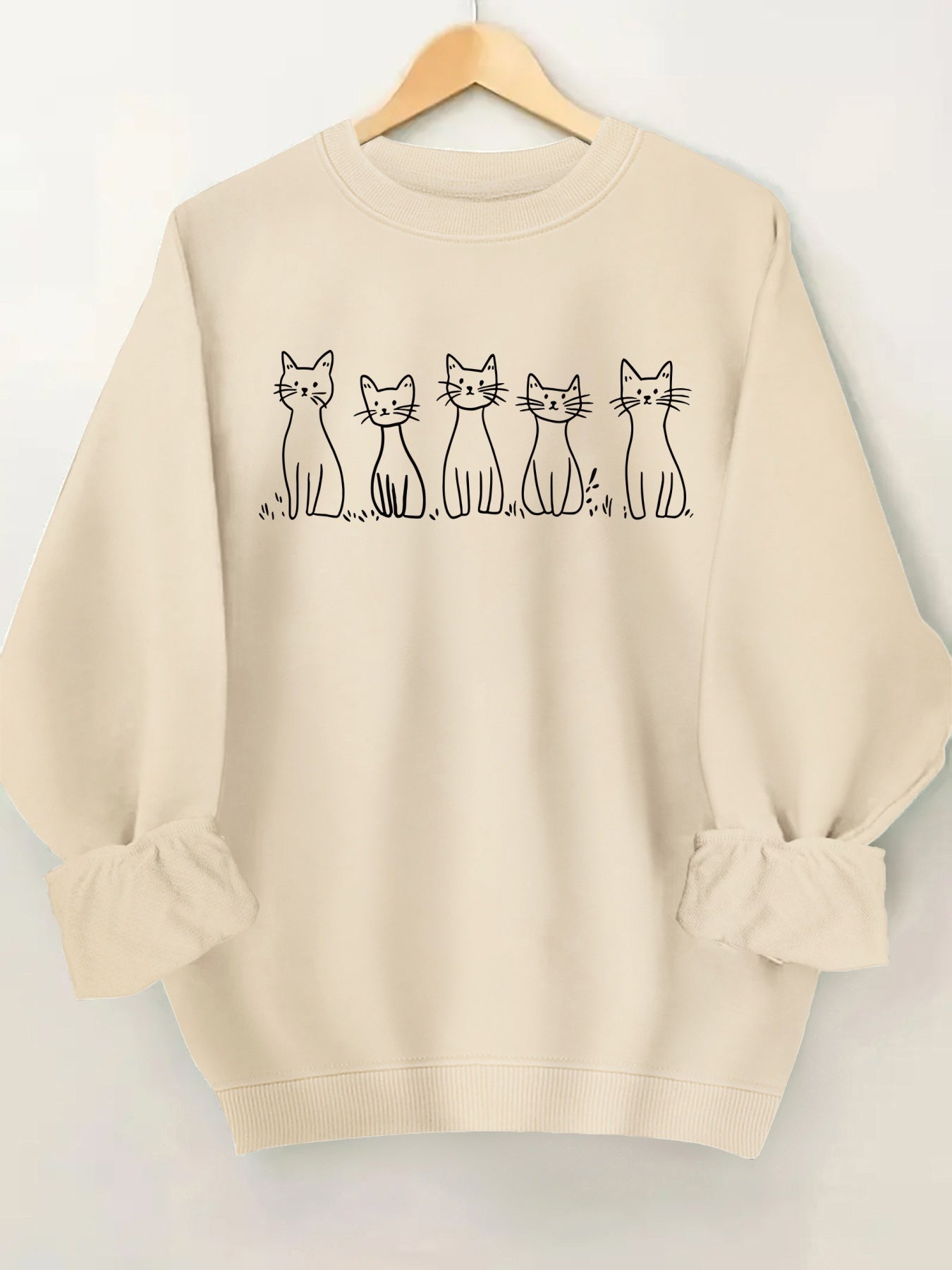 🐾 Sudadera Blanca de Cuello Redondo para Mujer con Ilustración de Gato – Estilo Casual y Divertido para Todos los Días 🐾