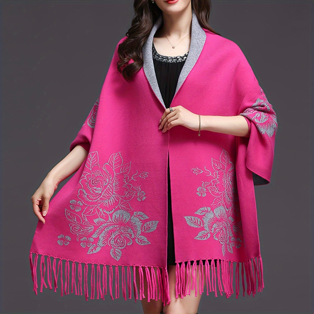 š§£ Chal Elegante de Jacquard con Flecos ā Estilo Capa para OtoƱo e Invierno