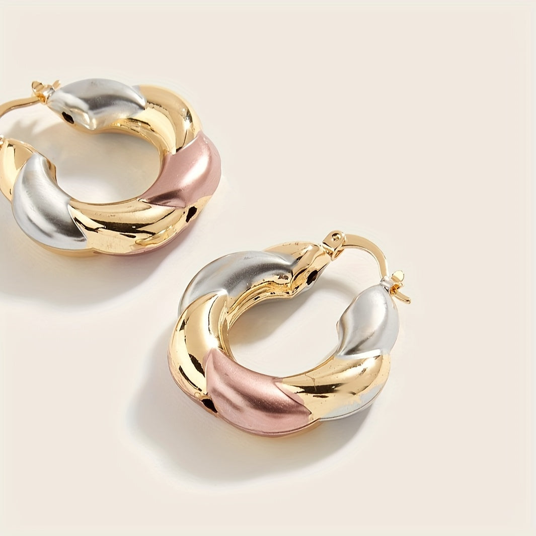¡Par de pendientes onda tricolor! Un diseño simple y adorable, ideal como regalo y para el uso diario. ¡Eleva tu estilo con un toque fresco y original!