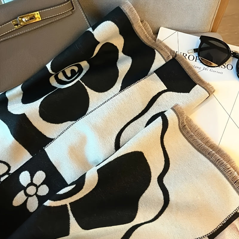 🌸 Chal Bohemio con Flores de Camelia en Blanco y Negro – Elegancia Atemporal para Mujeres Románticas