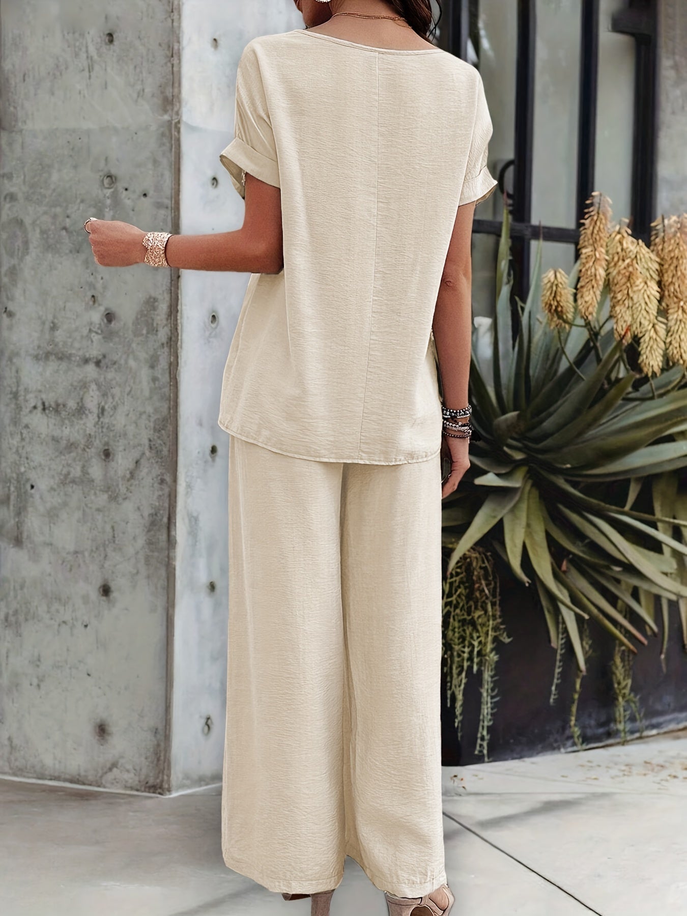 Top y Pantalones Elegantes de Manga Corta y Cuello Redondo