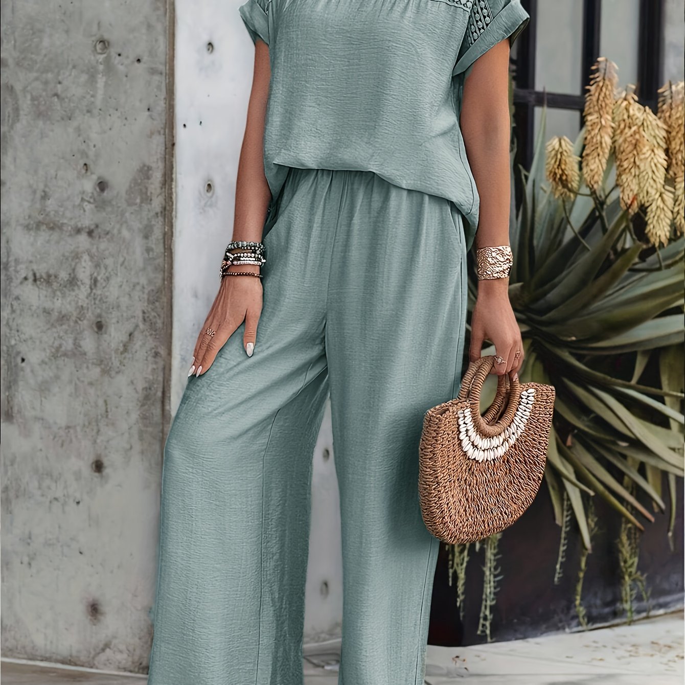 Top y Pantalones Elegantes de Manga Corta y Cuello Redondo