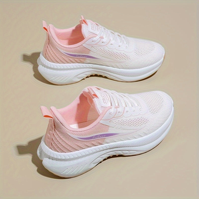 Zapatillas deportivas para mujer, transpirables y cómodas, de corte bajo en blanco con suela naranja. Con soporte estabilizador, ideales para todas las estaciones. Parte superior de tela transpirable y suela de goma para un rendimiento casual y seguro.
