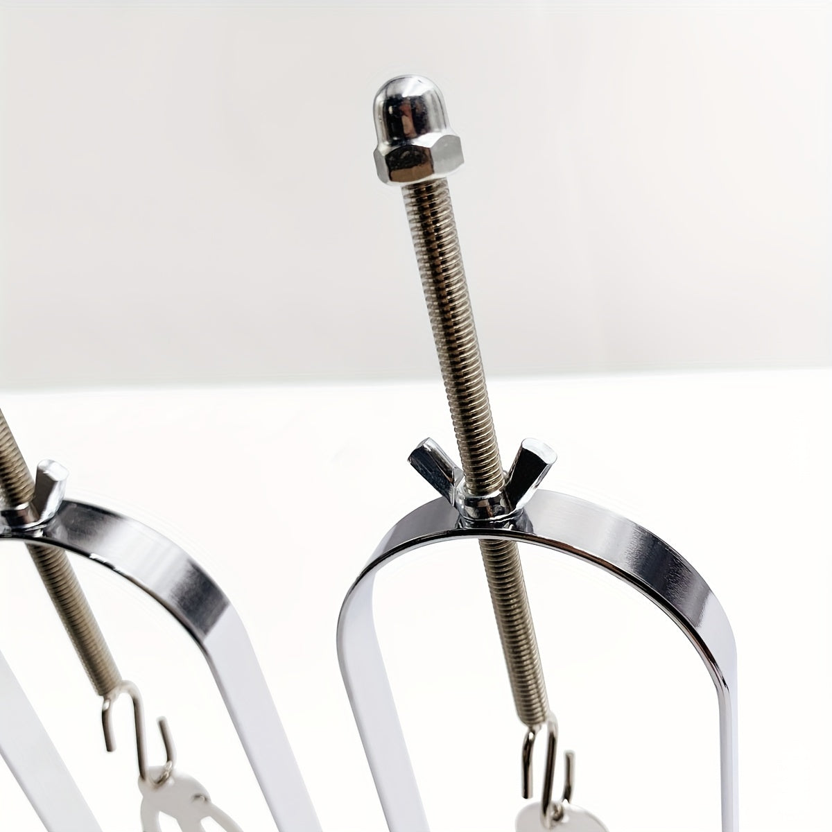 Pinzas Ajustables para Pezones – Placer, Estimulación y Dominación 🔥