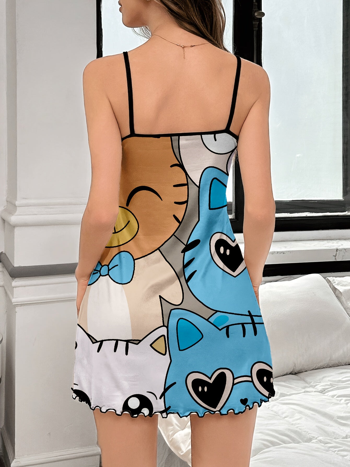 Camisón de Gato Estampado – Dulzura y Comodidad en un Solo Look 🐱🌈