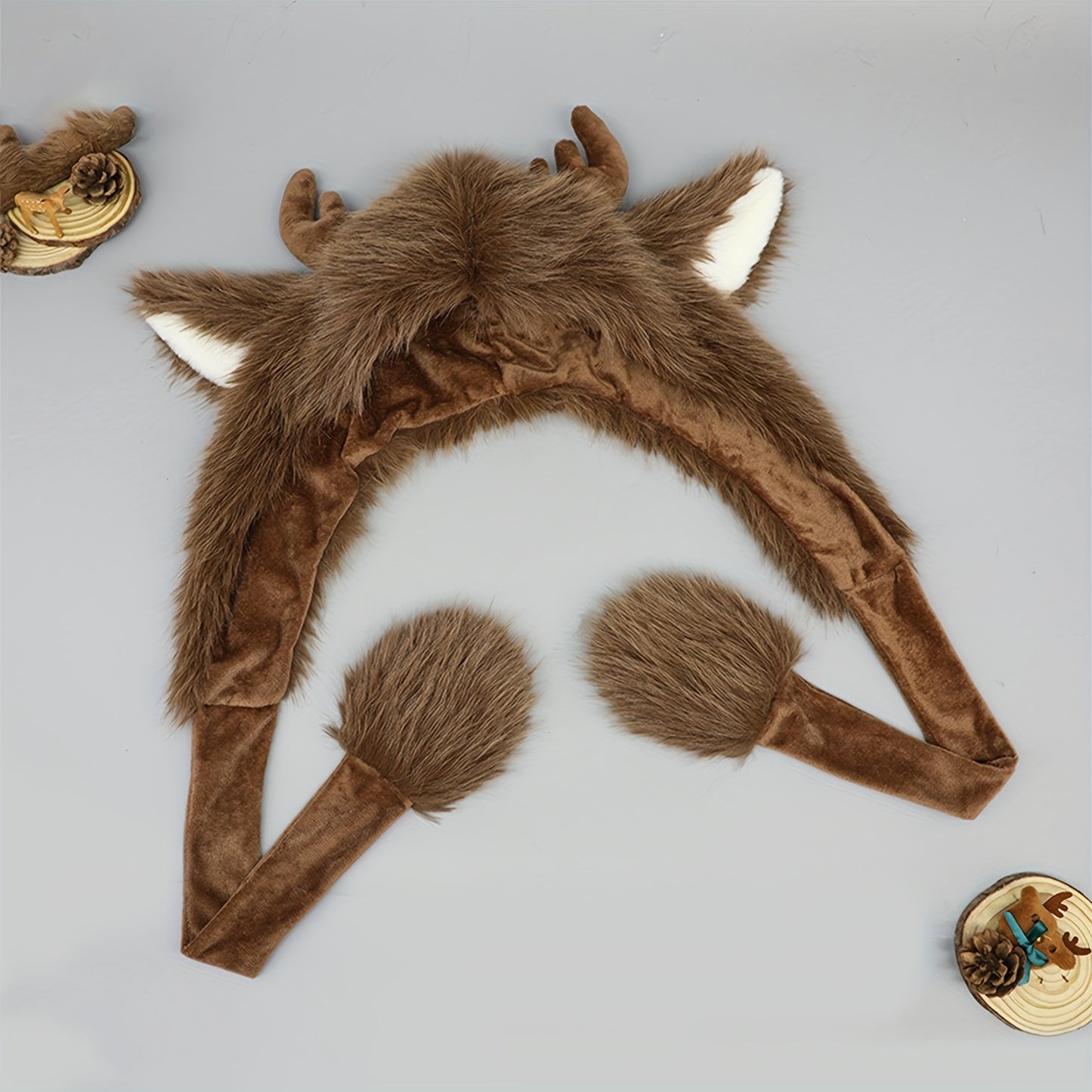 Gorro Invernal con Cornamenta de Alce - Diseñado para Festividades y Disfraces 🦌❄️