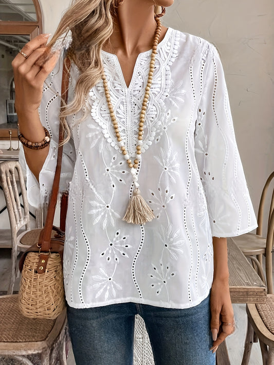 🌸 Blusa Elegante de Cuello Notch con Ojales para Mujer – Una Prenda Sofisticada para la Primavera y el Otoño 🌿